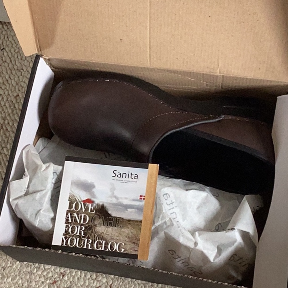Beautiful Sanita Danish Clogs 41 US 10